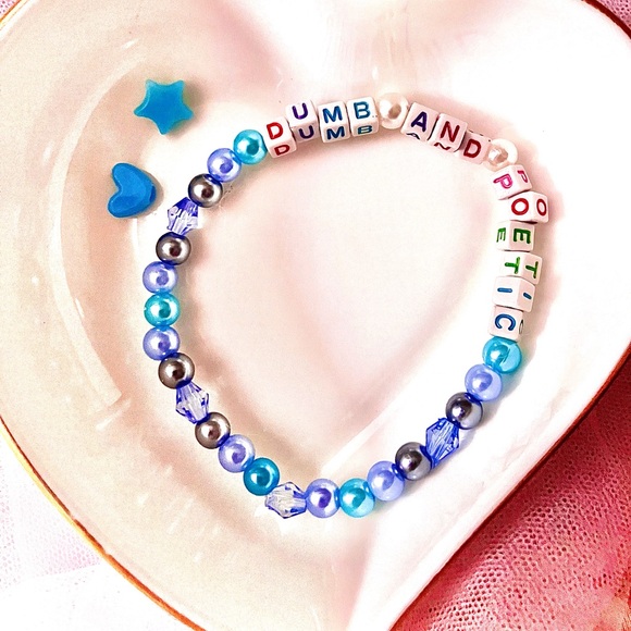 BUY1GET1FREE Sabrina Carpenter Short and Sweet Bracele… - Picture 2 of 3